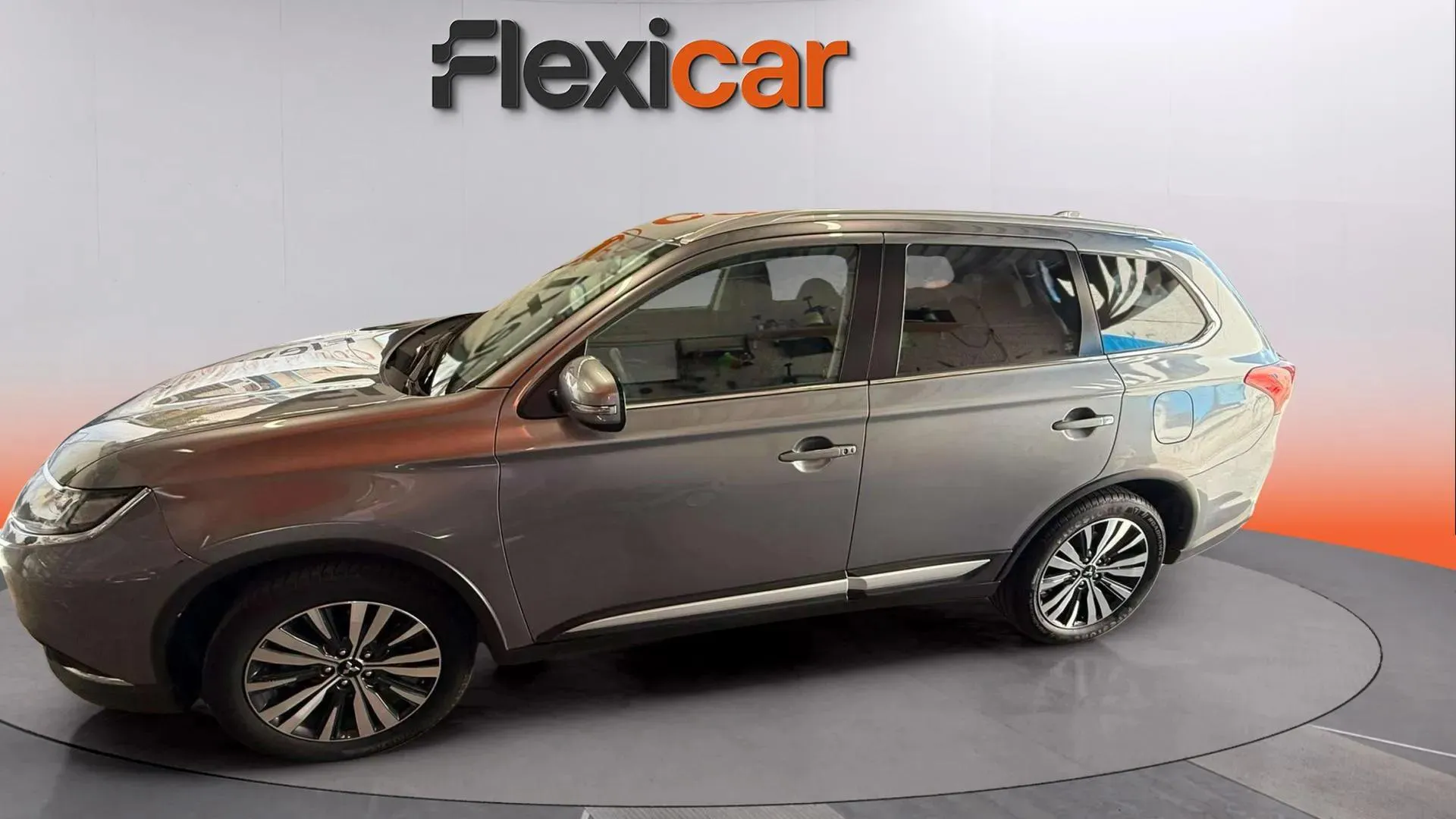 Mitsubishi Outlander 200 MPI Motion CVT 2WD 5 Plazas - foto 12