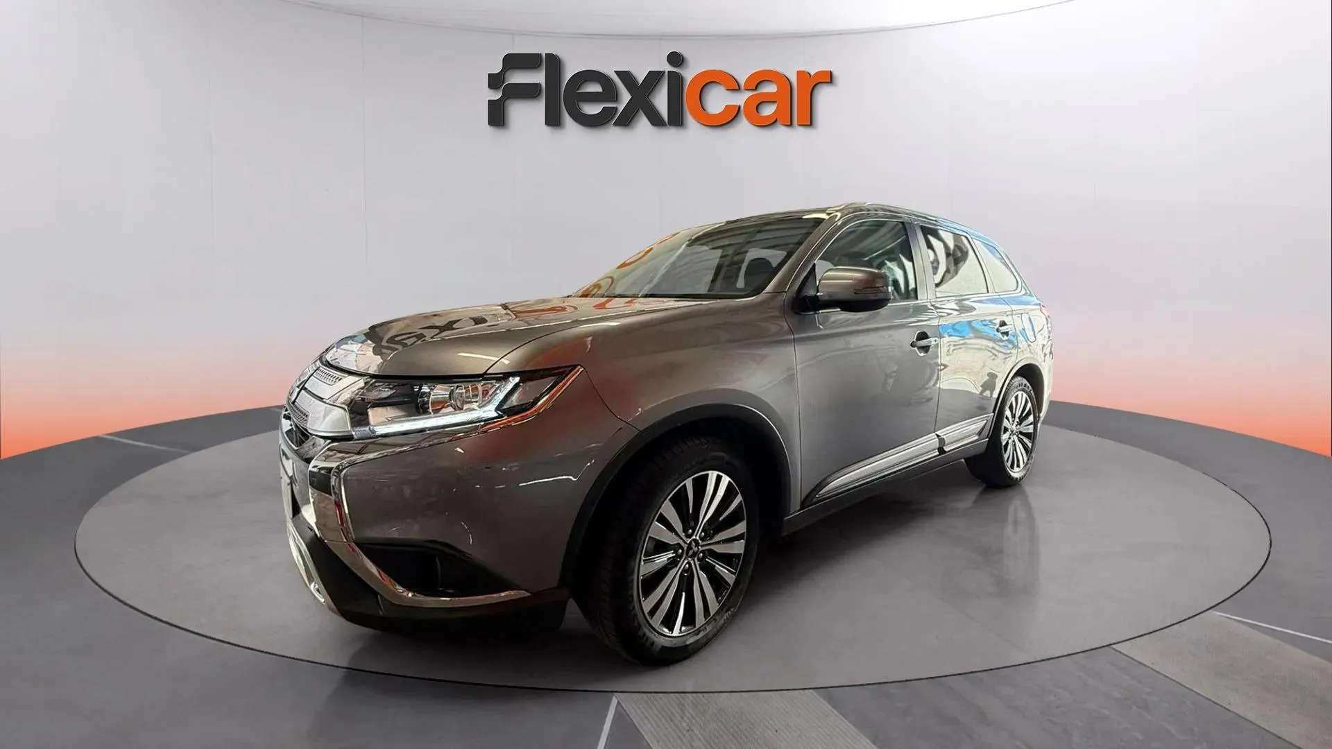 Mitsubishi Outlander 200 MPI Motion CVT 2WD 5 Plazas - foto 8