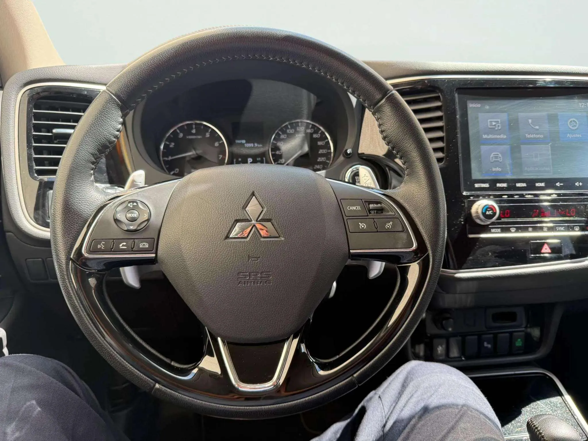 Mitsubishi Outlander 200 MPI Motion CVT 2WD 5 Plazas - foto 19
