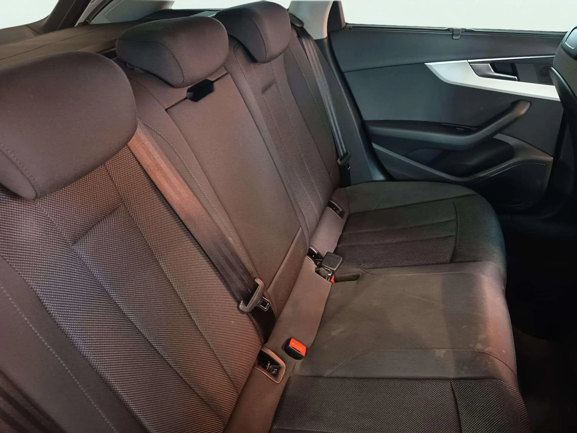 Audi A4 Avant Advanced 35 TFSI S tronic - foto 22