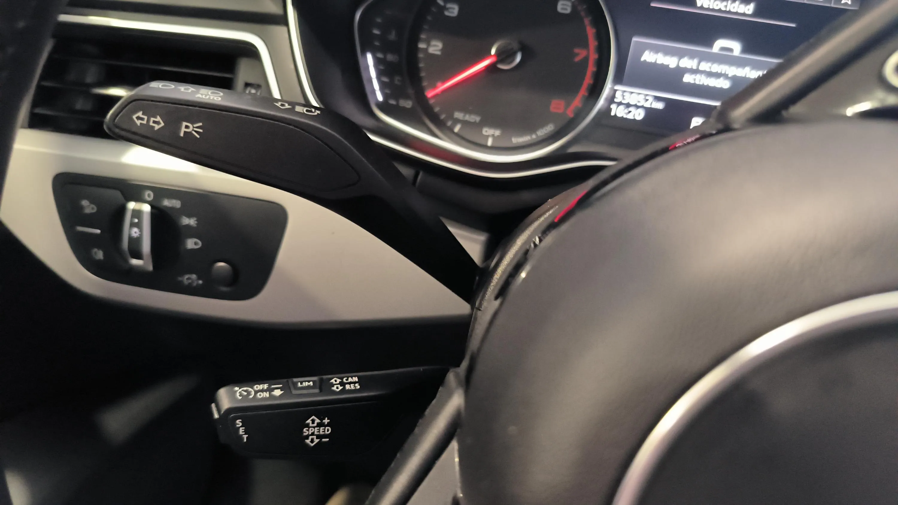 Audi A4 Avant Advanced 30 TDI S tronic - foto 16