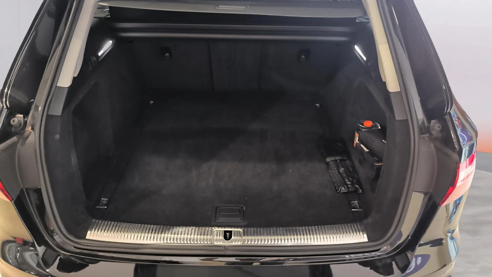 Audi A4 Avant Advanced 30 TDI S tronic - foto 9