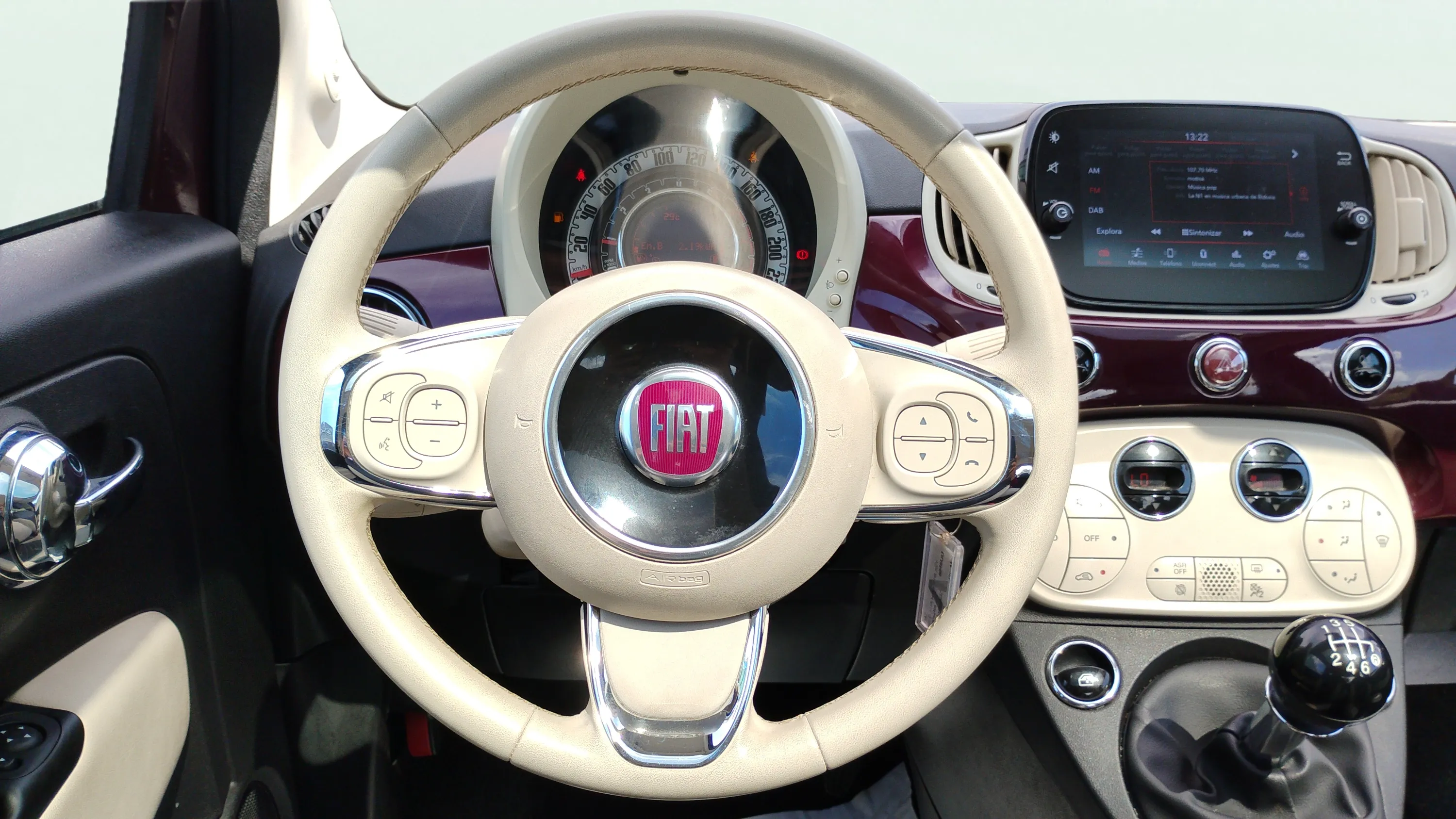 Fiat 500 Dolcevita 1.0 Hybrid - foto 13