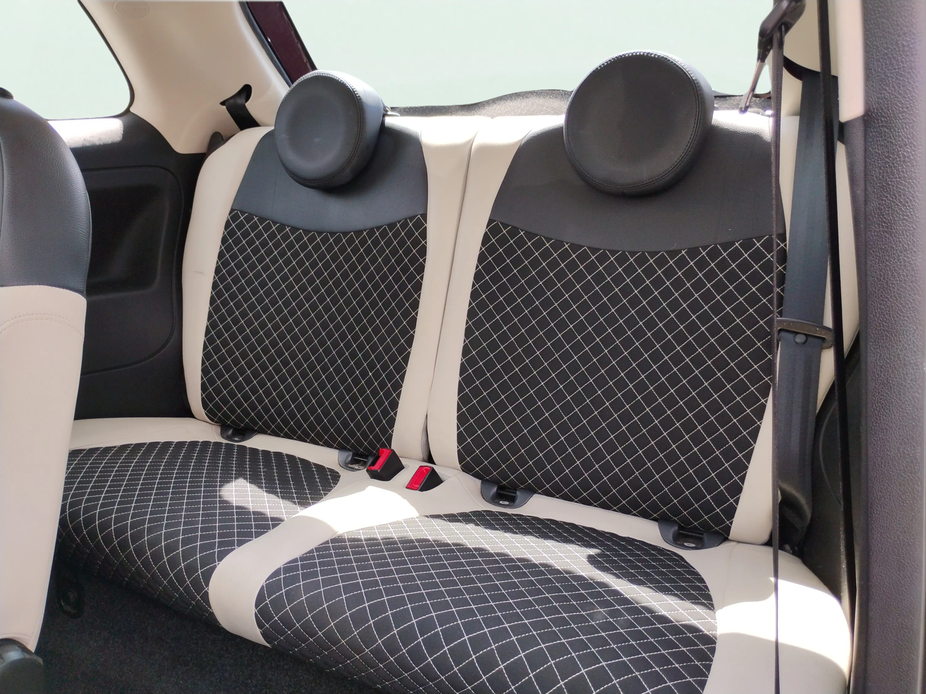 Fiat 500 Dolcevita 1.0 Hybrid - foto 22
