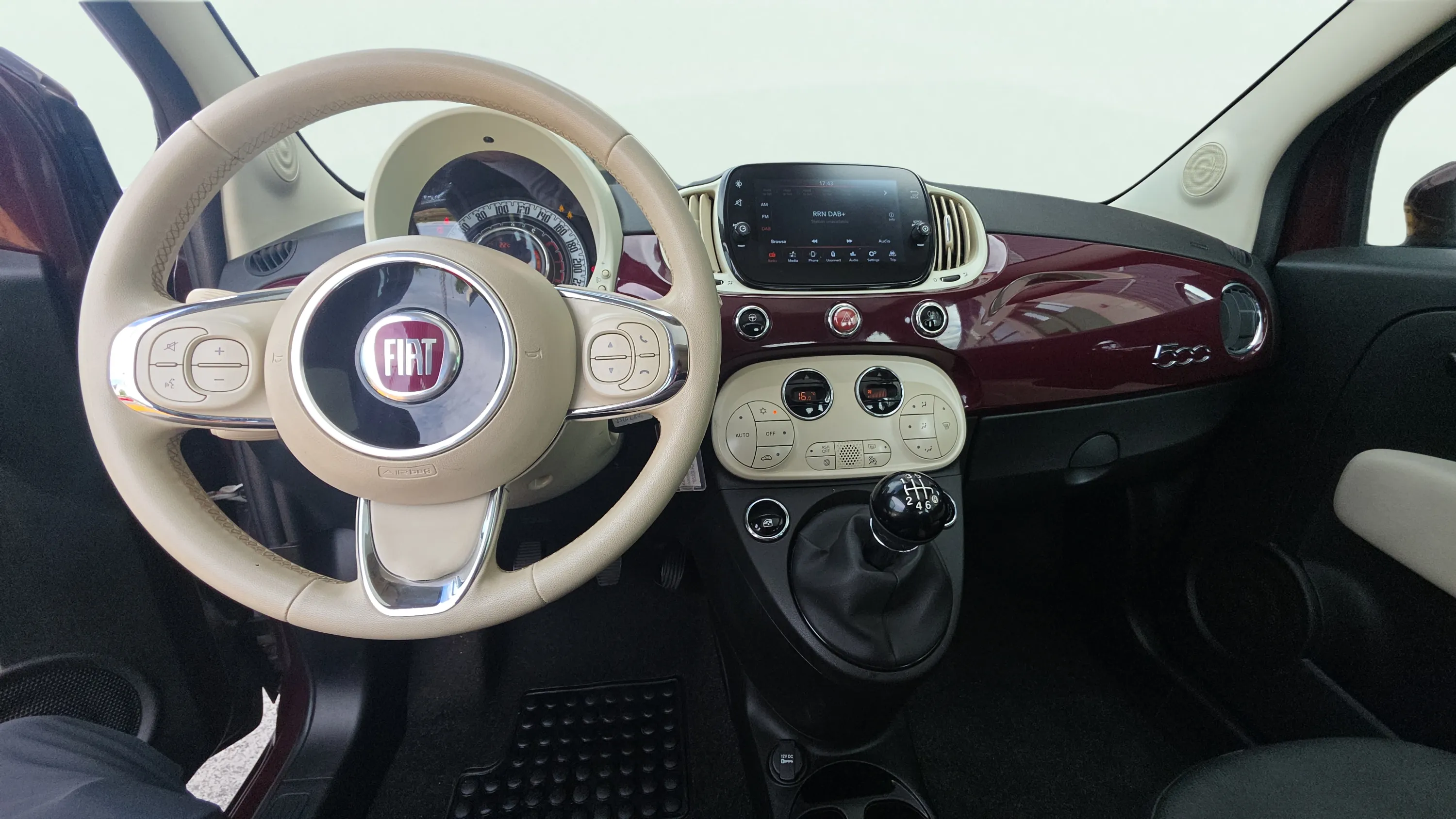 Fiat 500 Dolcevita 1.0 Hybrid - foto 11