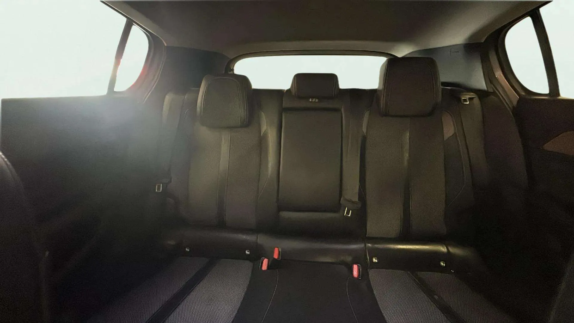 Peugeot 308 Allure Pack PureTech 130 EAT8 - foto 13