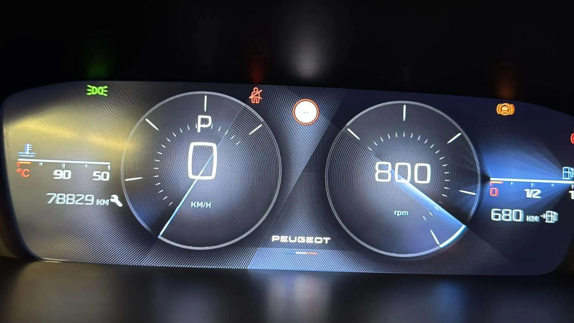 Peugeot 308 Allure Pack PureTech 130 EAT8 - foto 17