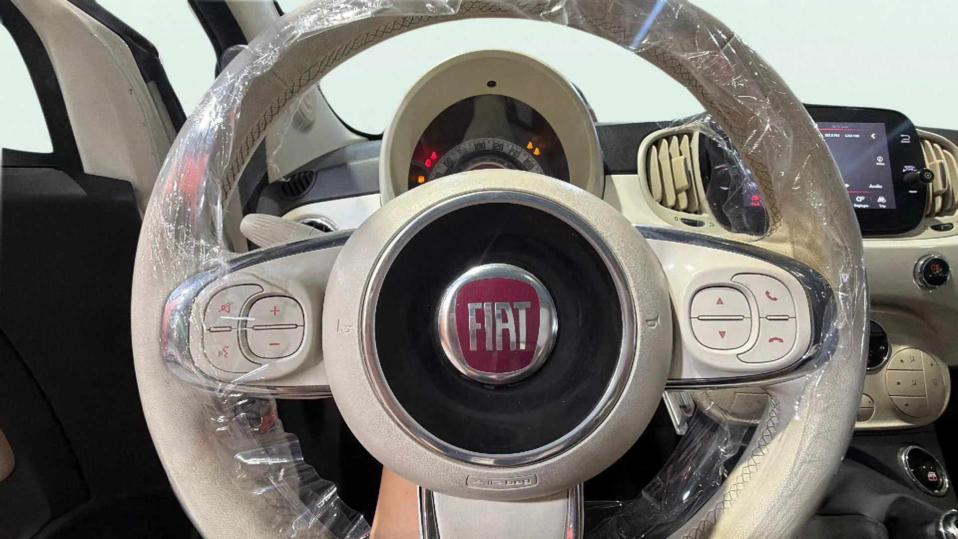 Fiat 500 Dolcevita 1.0 Hybrid - foto 11