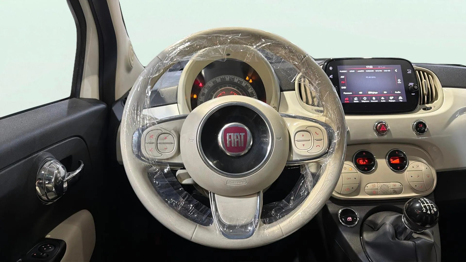 Fiat 500 Dolcevita 1.0 Hybrid - foto 13
