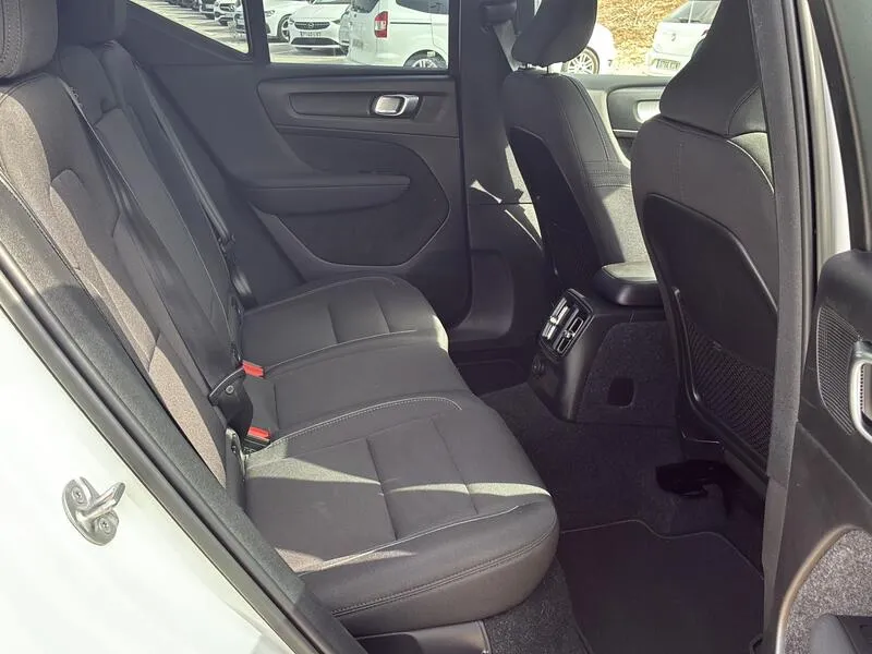 Volvo XC40 1.5 T4 Twin Recharge Inscription Ex - foto 19