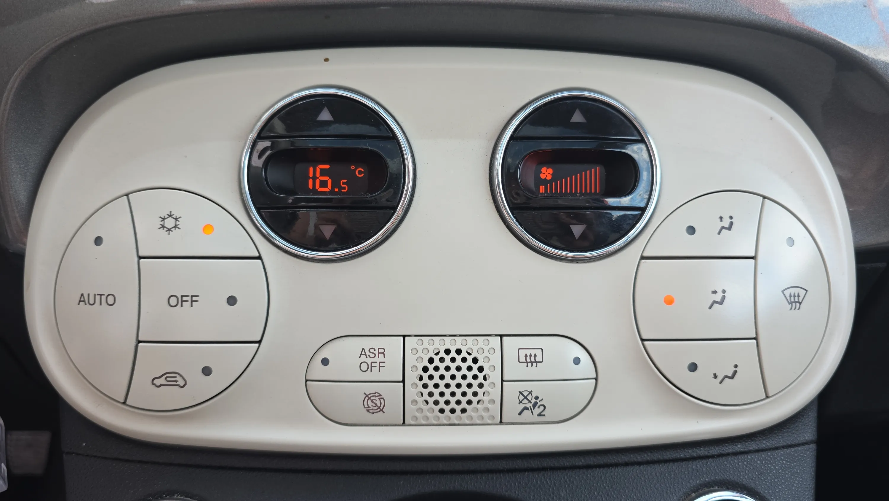 Fiat 500 Dolcevita 1.0 Hybrid - foto 14