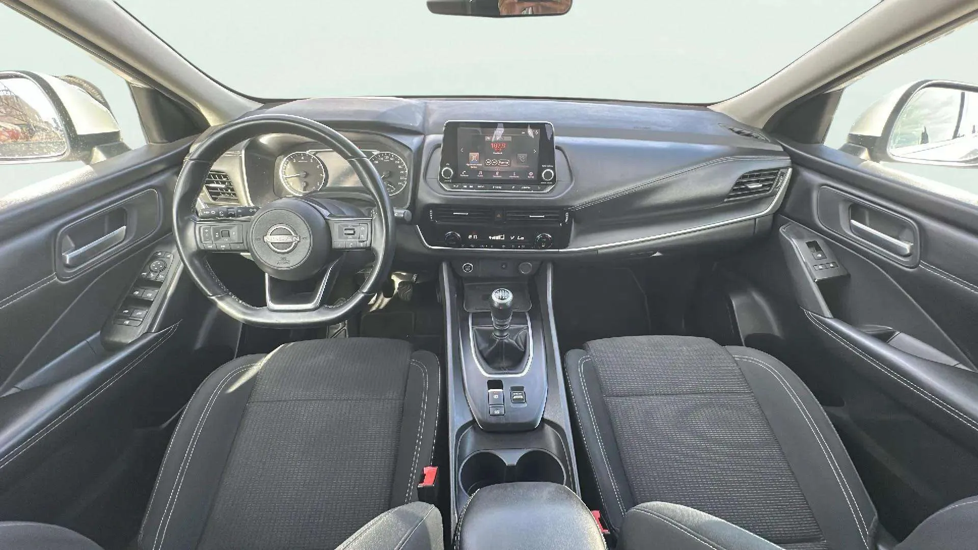 Nissan Qashqai DIG-T mHEV 4x2 Acenta - foto 10