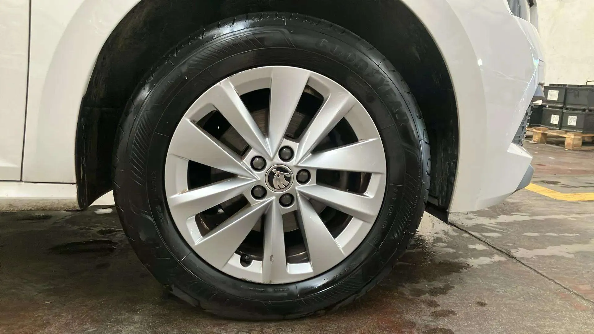 Škoda Kamiq 1.0 TSI Ambition - foto 16