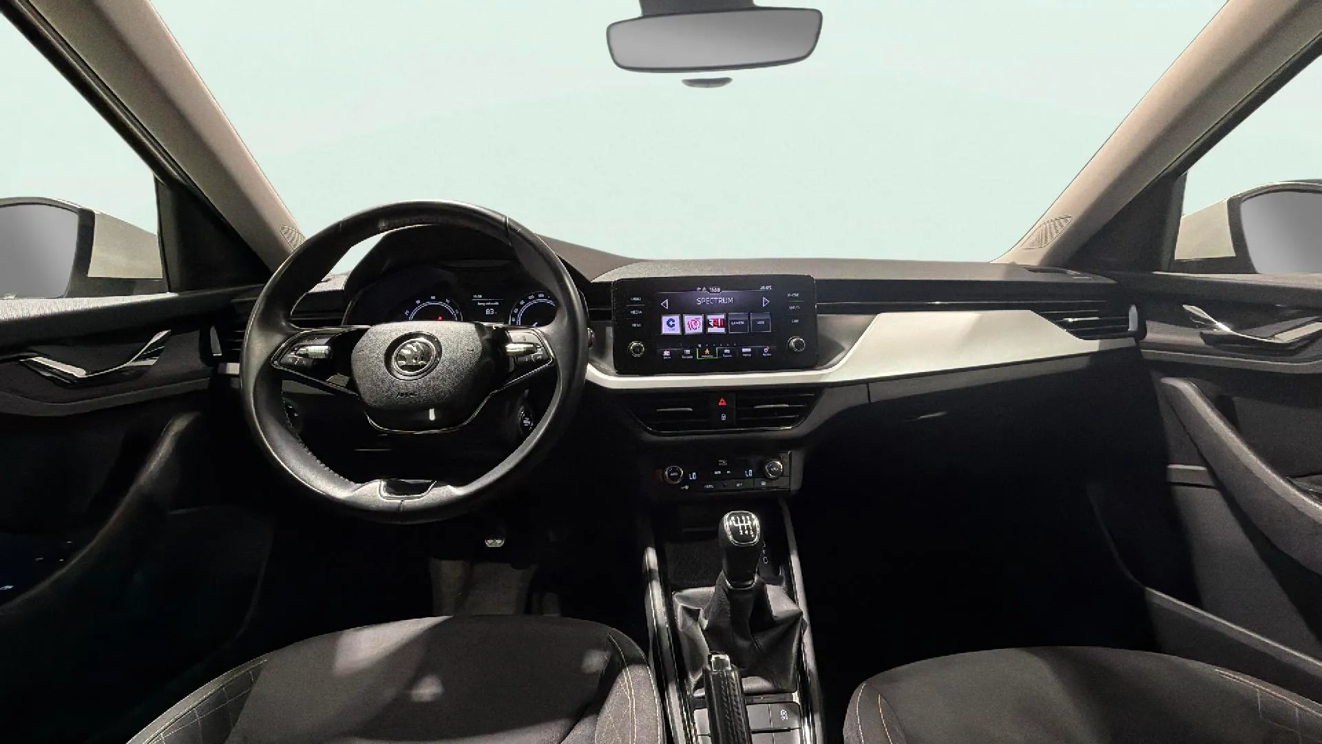 Škoda Kamiq 1.0 TSI Ambition - foto 9