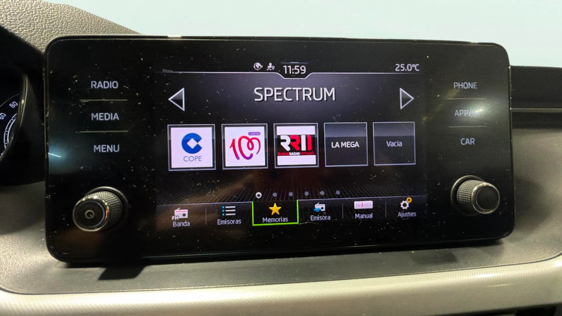 Škoda Kamiq 1.0 TSI Ambition - foto 13