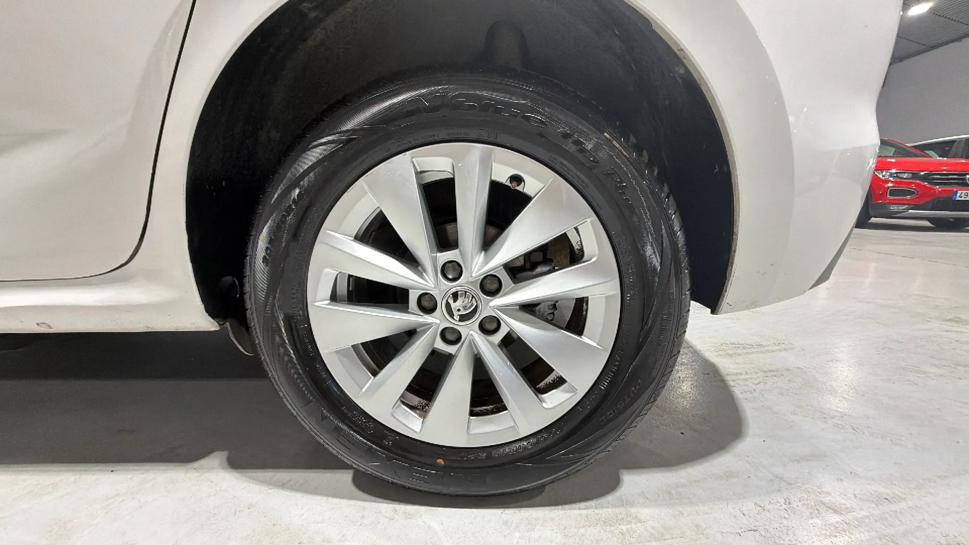 Škoda Kamiq 1.0 TSI Ambition - foto 19