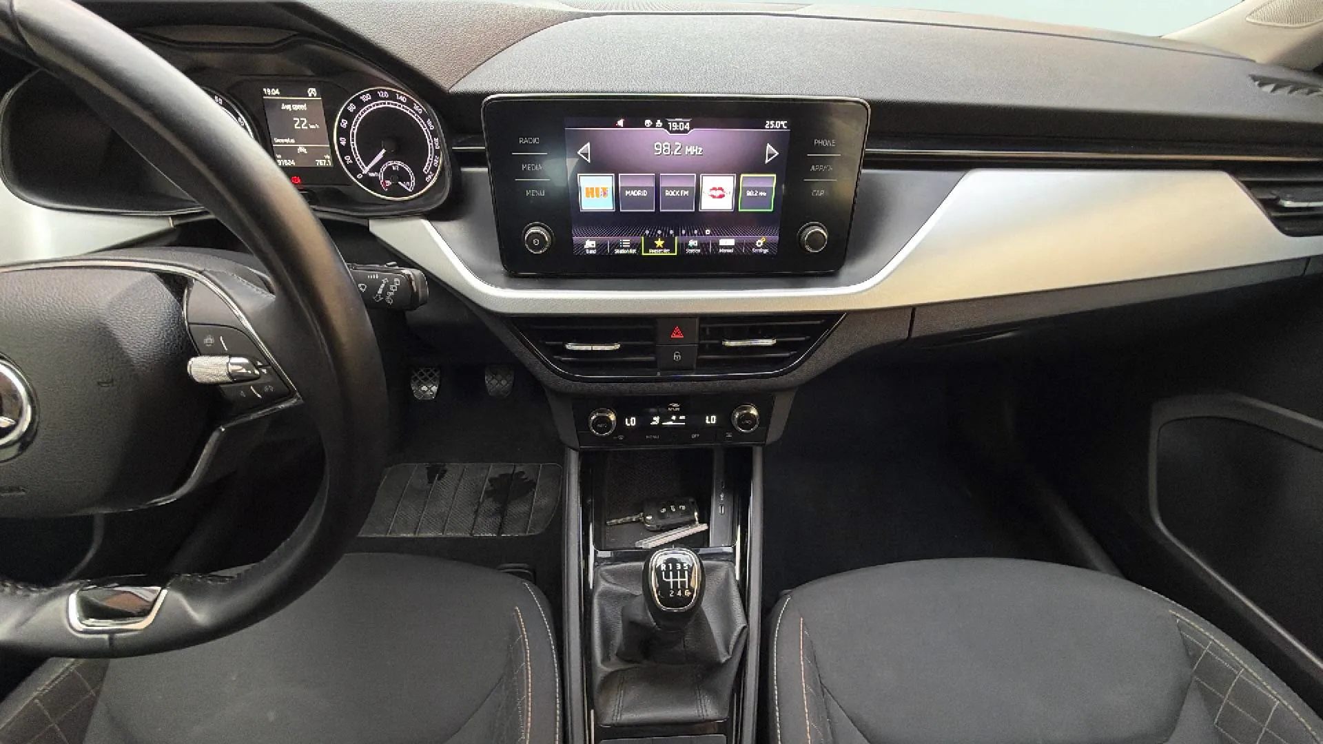 Škoda Kamiq 1.0 TSI Ambition - foto 13