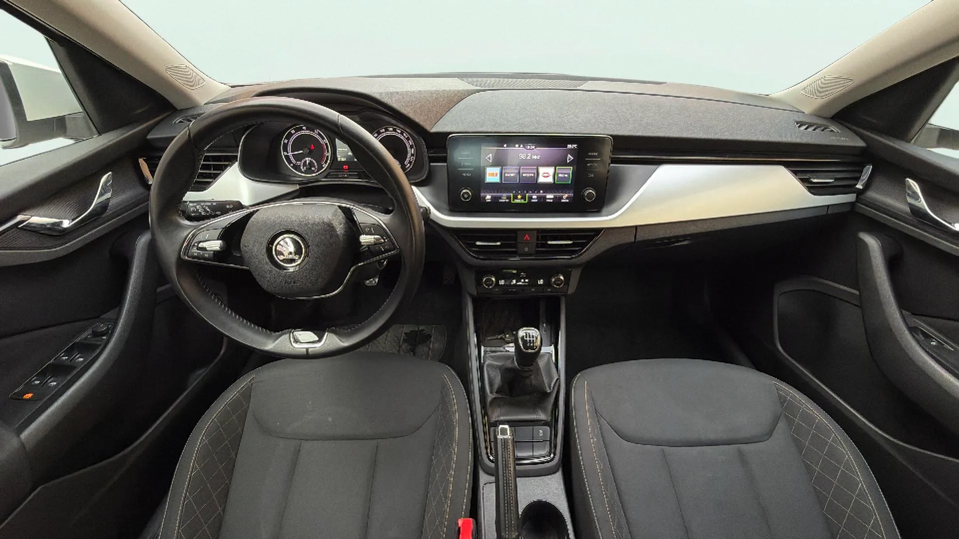 Škoda Kamiq 1.0 TSI Ambition - foto 11