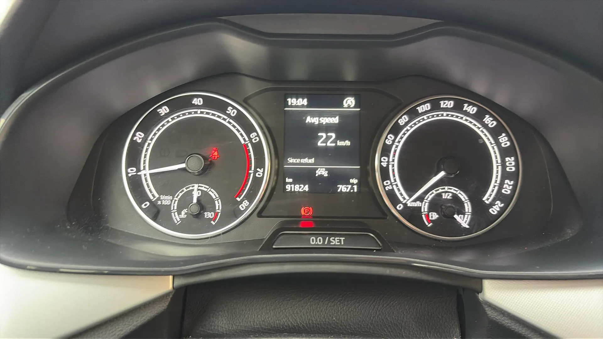 Škoda Kamiq 1.0 TSI Ambition - foto 12