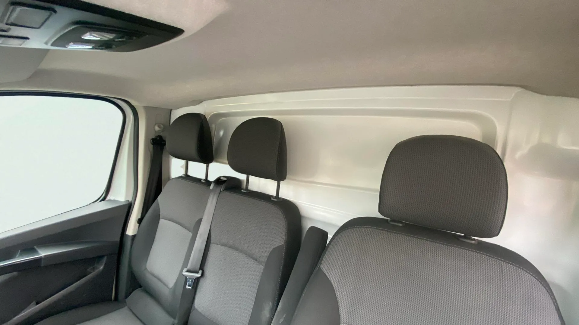 Renault Trafic Furgón L2H1 Blue dCi CUA - foto 18