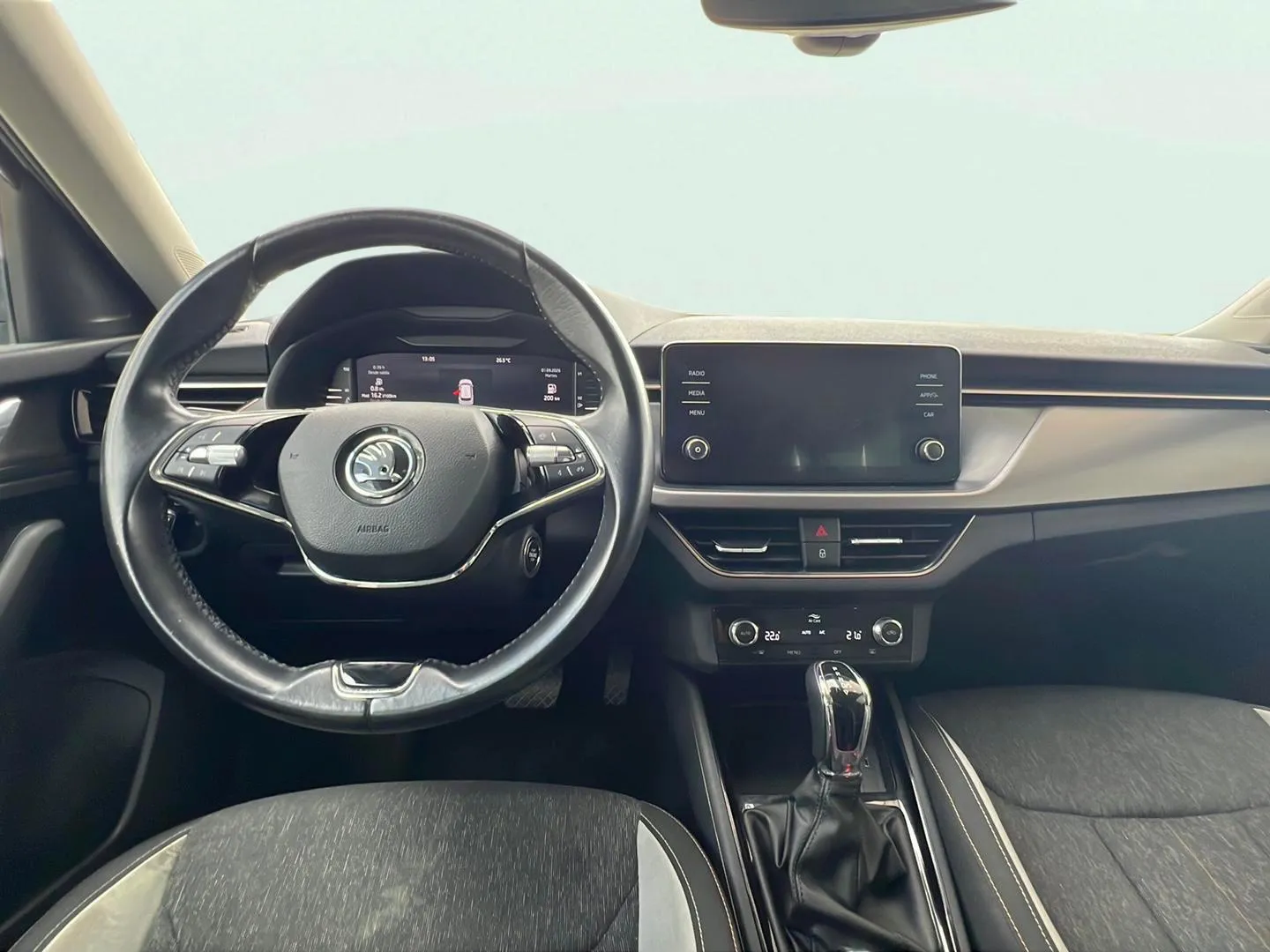 Škoda Kamiq 1.0 TSI DSG Ambition - foto 9