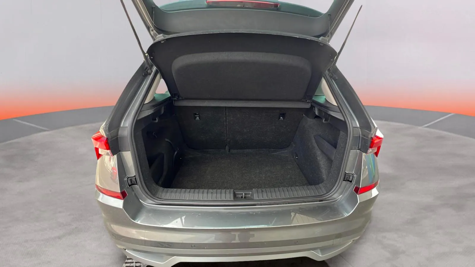 Škoda Kamiq 1.0 TSI DSG Ambition - foto 14