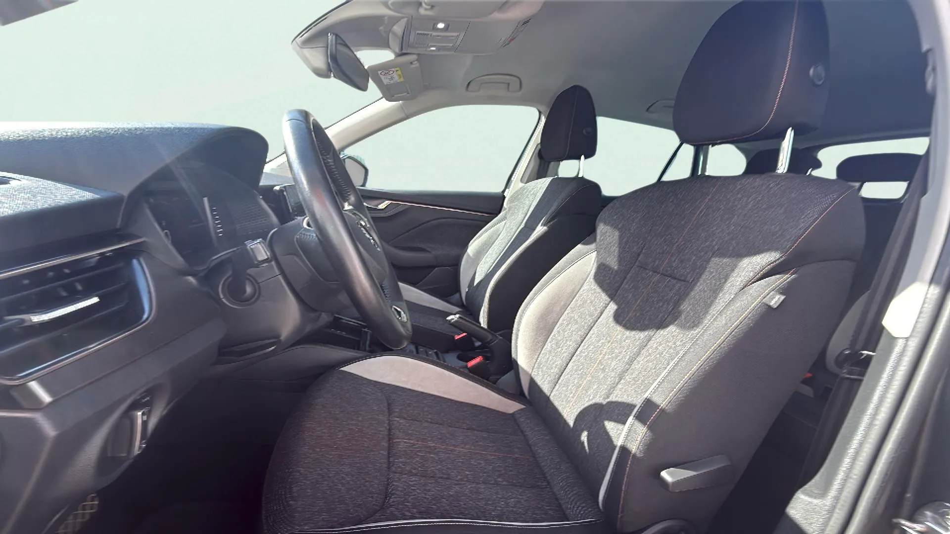 Škoda Kamiq 1.0 TSI DSG Ambition - foto 15