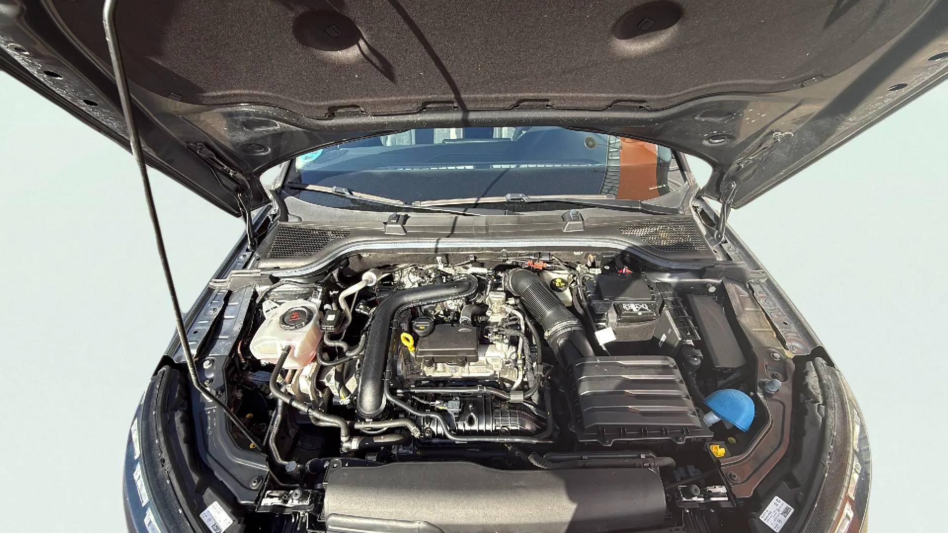 Škoda Kamiq 1.0 TSI DSG Ambition - foto 24