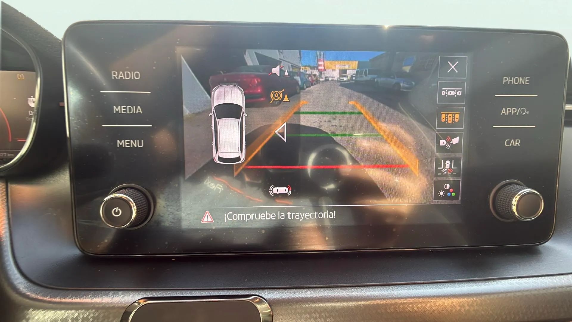 Škoda Kamiq 1.0 TSI DSG Ambition - foto 13