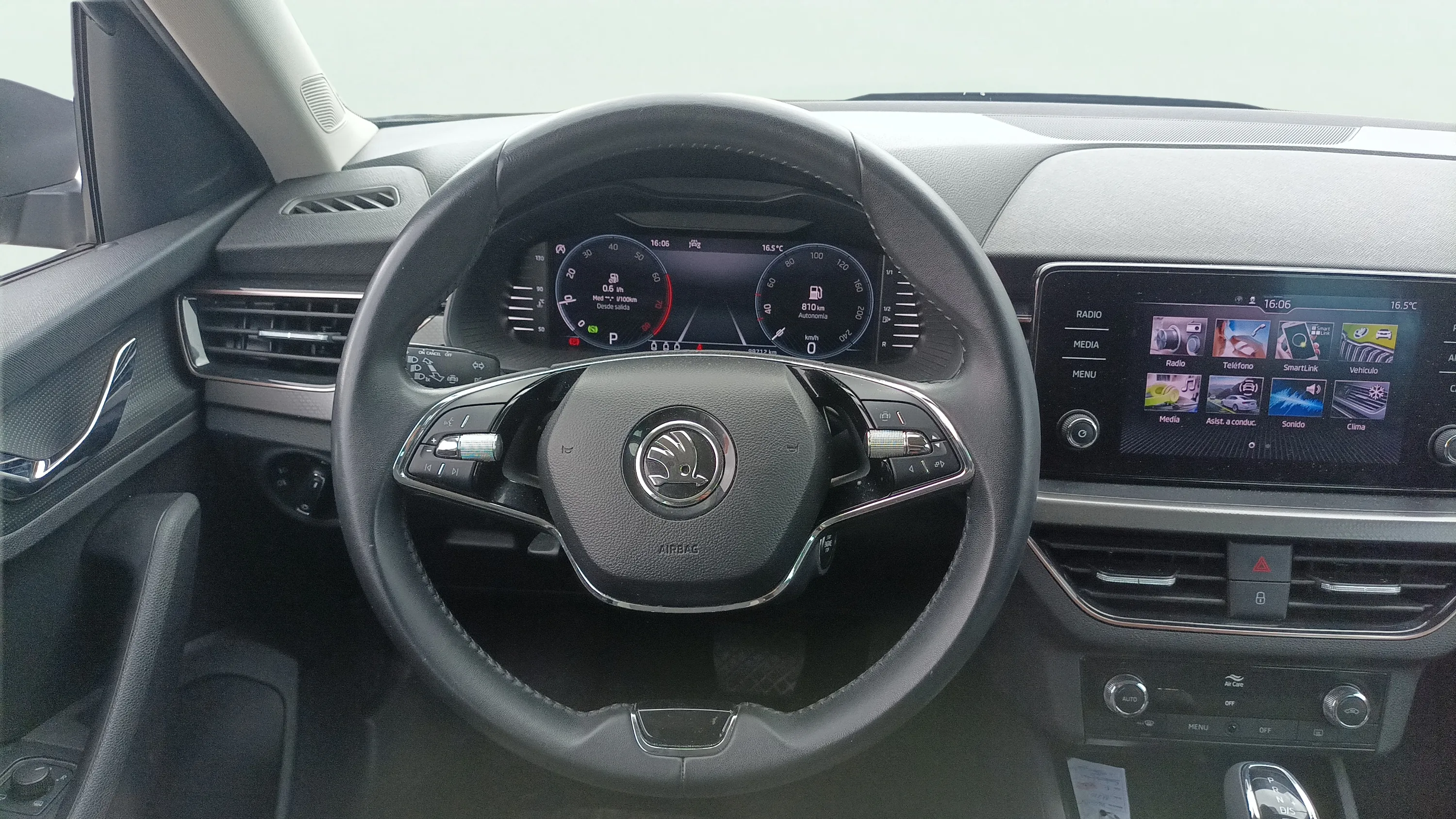 Škoda Kamiq 1.0 TSI Style - foto 9