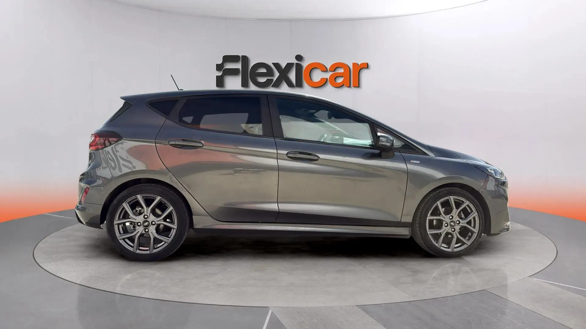 Ford Fiesta 1.0 EcoBoost MHEV ST-Line - foto 6