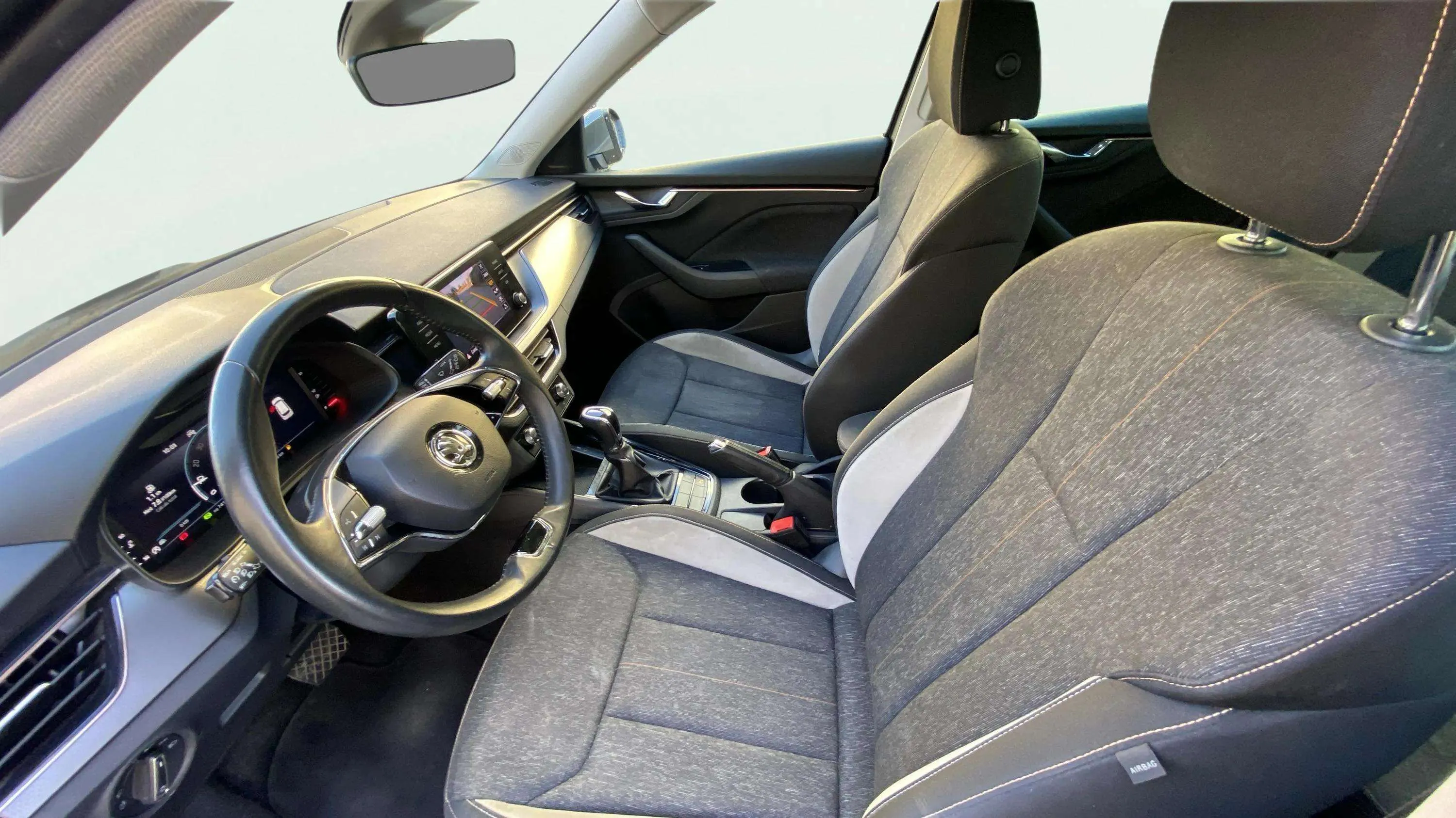 Škoda Kamiq 1.0 TSI Style - foto 13