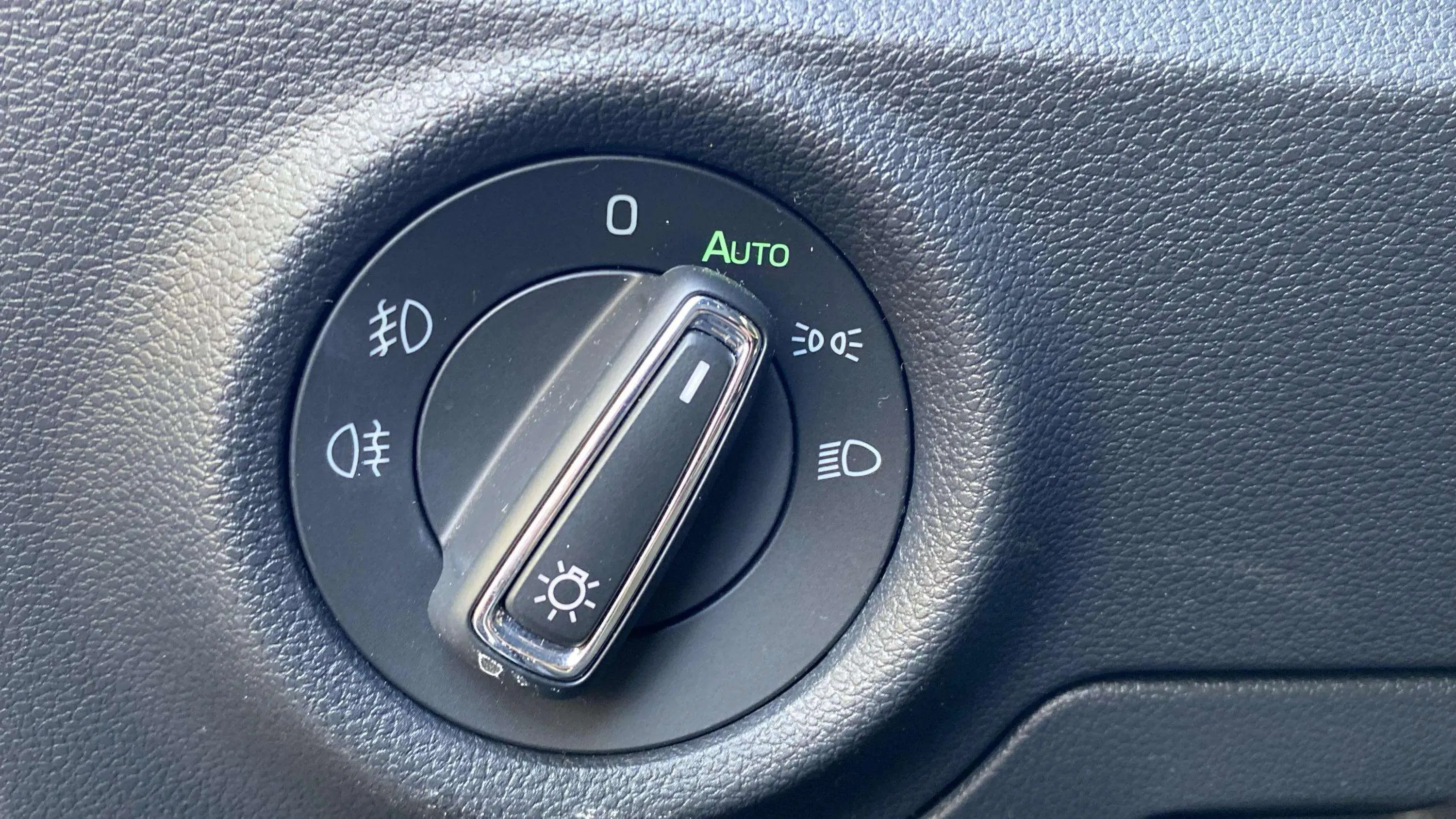 Škoda Kamiq 1.0 TSI Style - foto 20