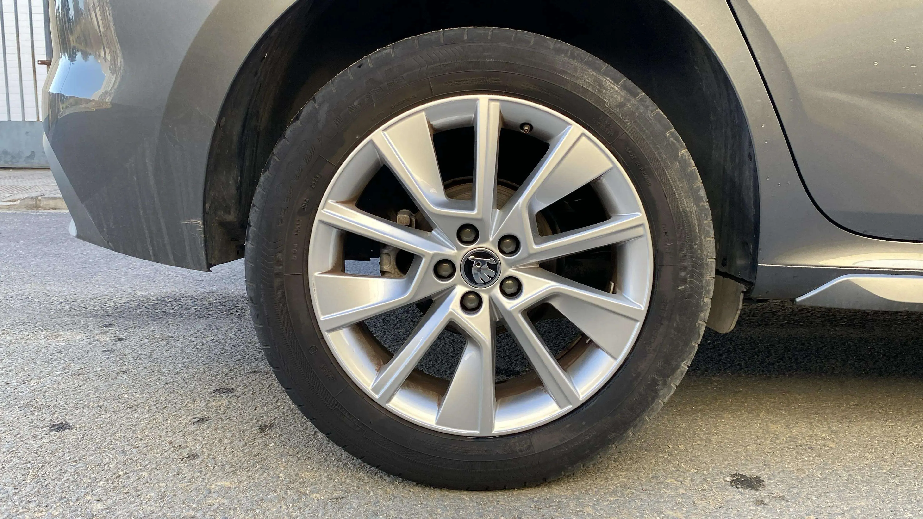 Škoda Kamiq 1.0 TSI Style - foto 30