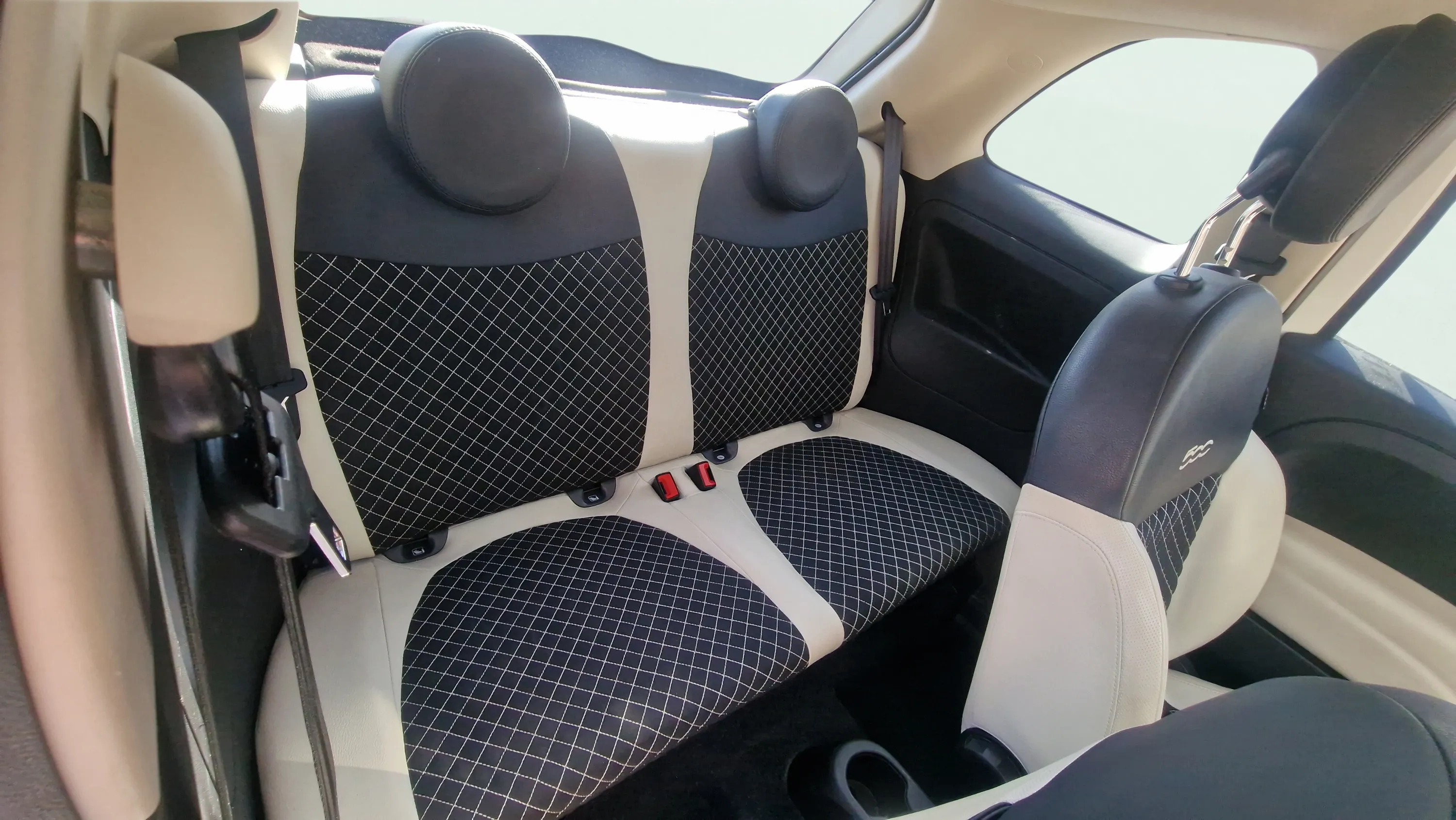 Fiat 500 Dolcevita 1.0 Hybrid - foto 24