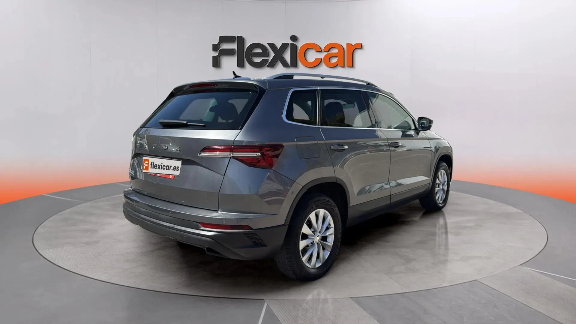 Škoda Karoq 2.0 TDI DSG Ambition - foto 8