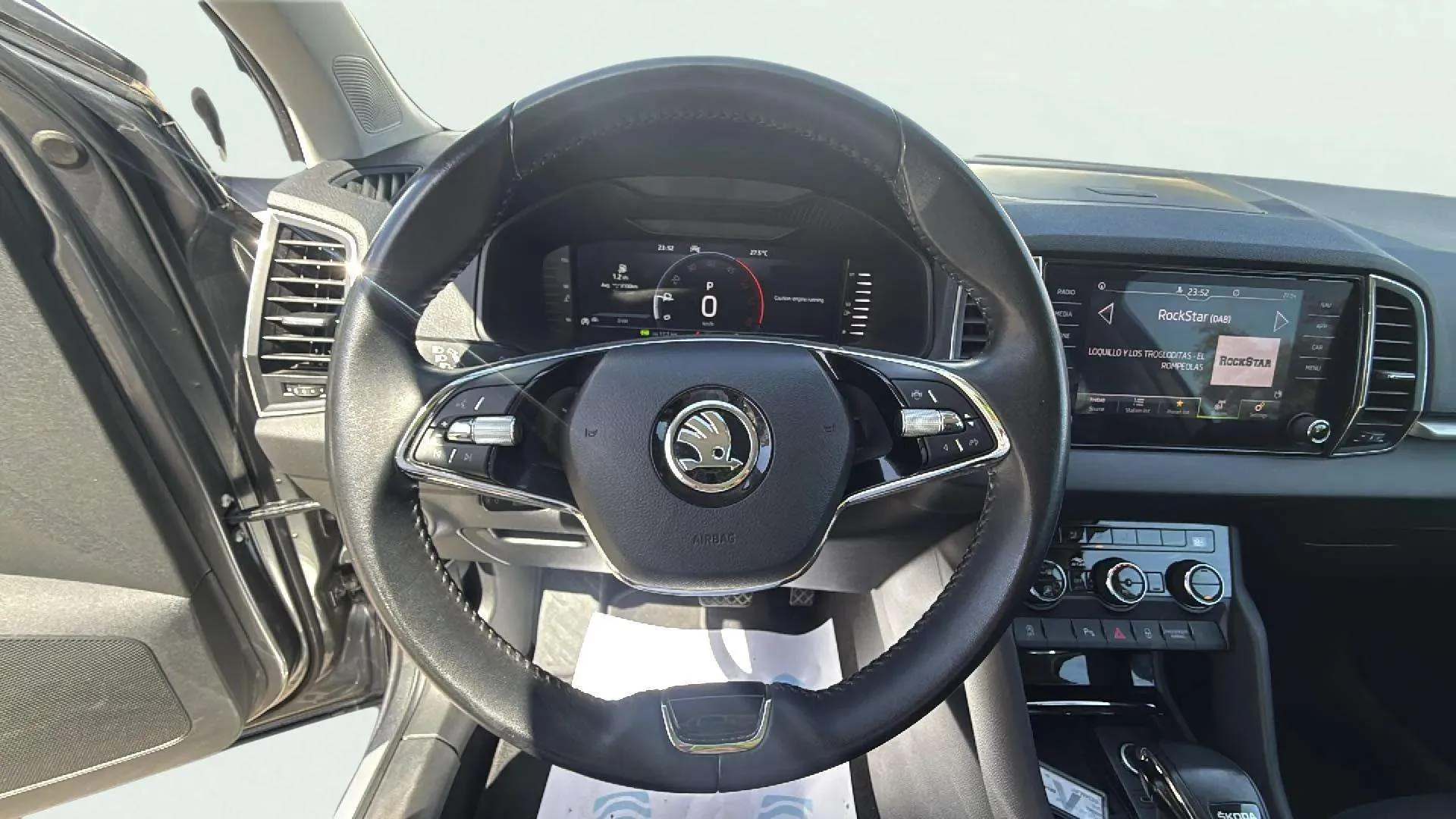 Škoda Karoq 2.0 TDI DSG Ambition - foto 12