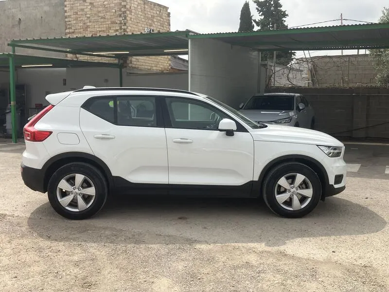 Volvo XC40 1.5 T3 - foto 7
