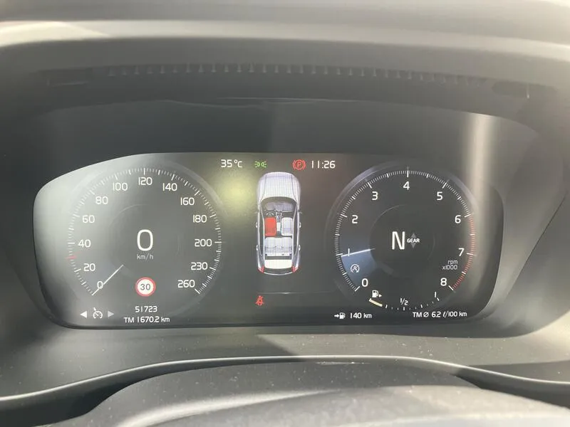 Volvo XC40 1.5 T3 - foto 16