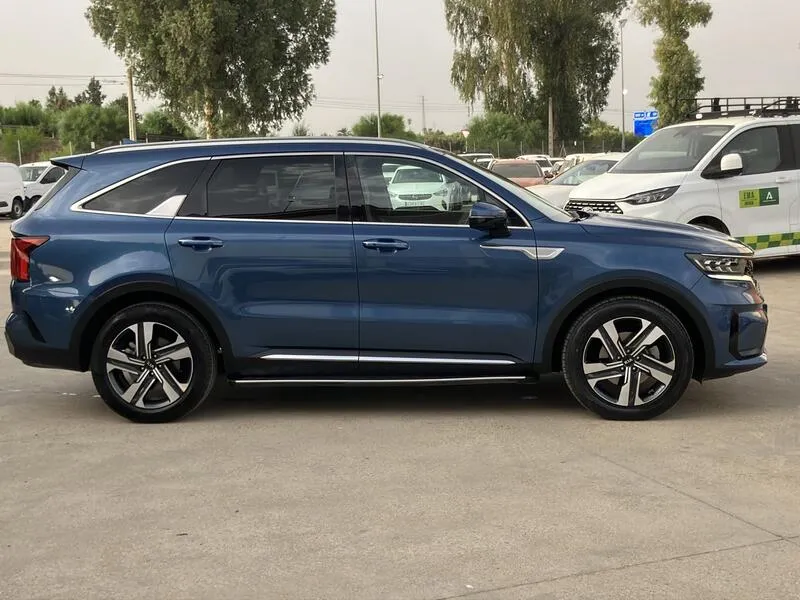 Kia Sorento 1.6 T-GDi Emotion - foto 7