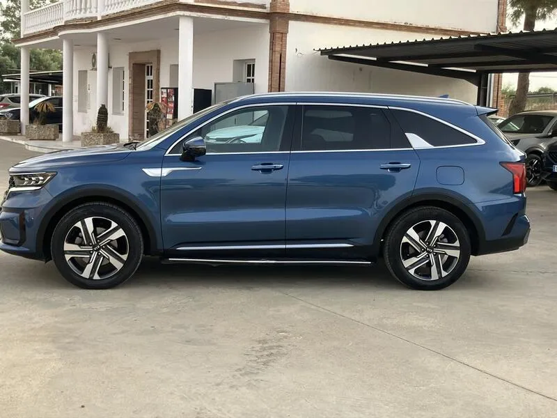 Kia Sorento 1.6 T-GDi Emotion - foto 3
