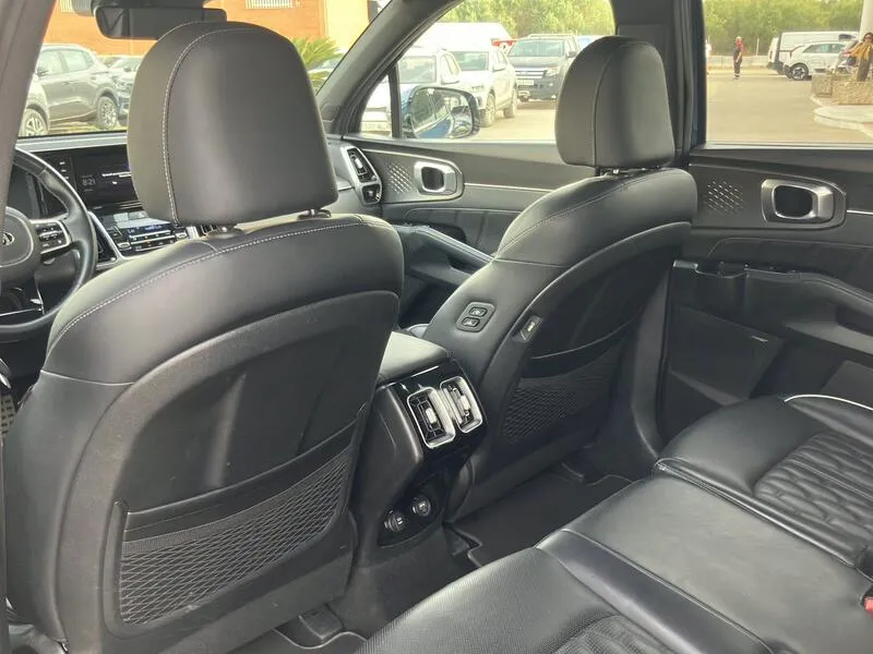 Kia Sorento 1.6 T-GDi Emotion - foto 36