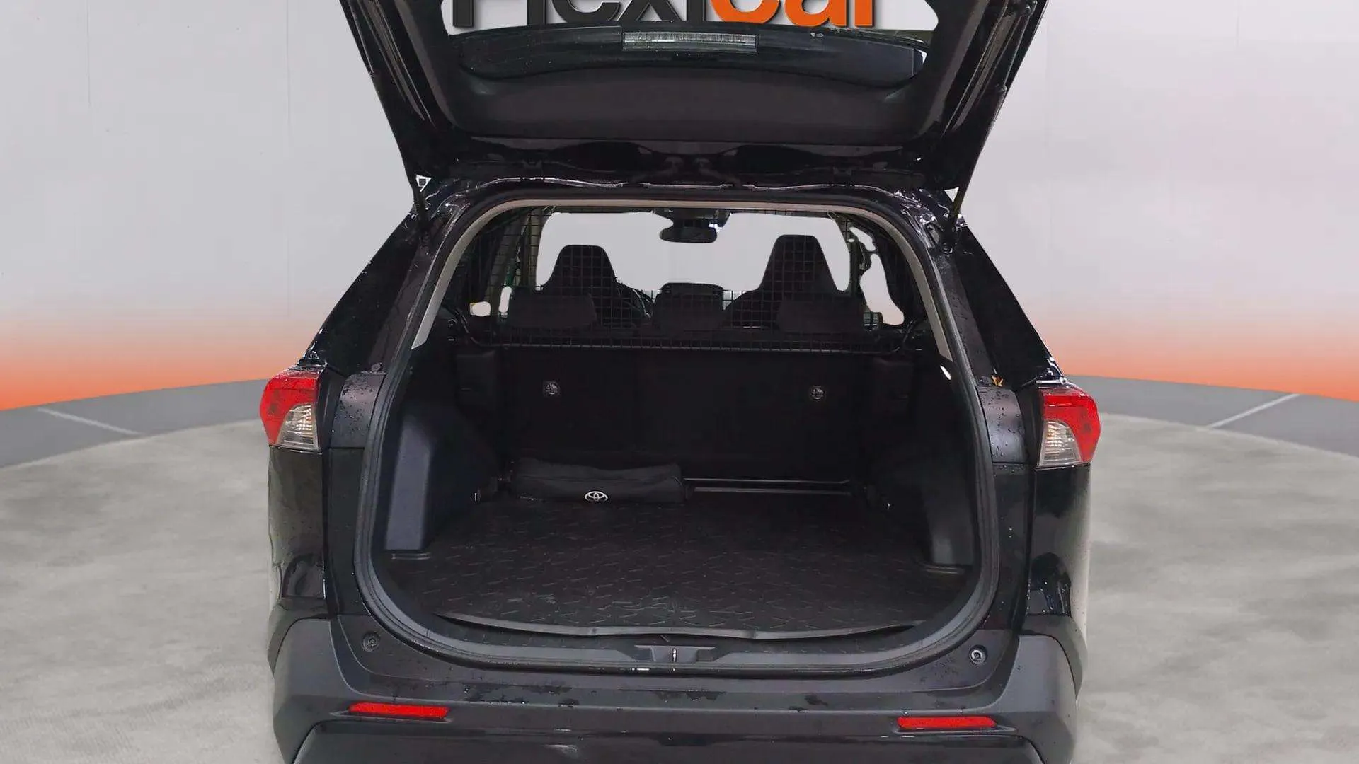 Toyota RAV4 2.5l 220H Advance - foto 16