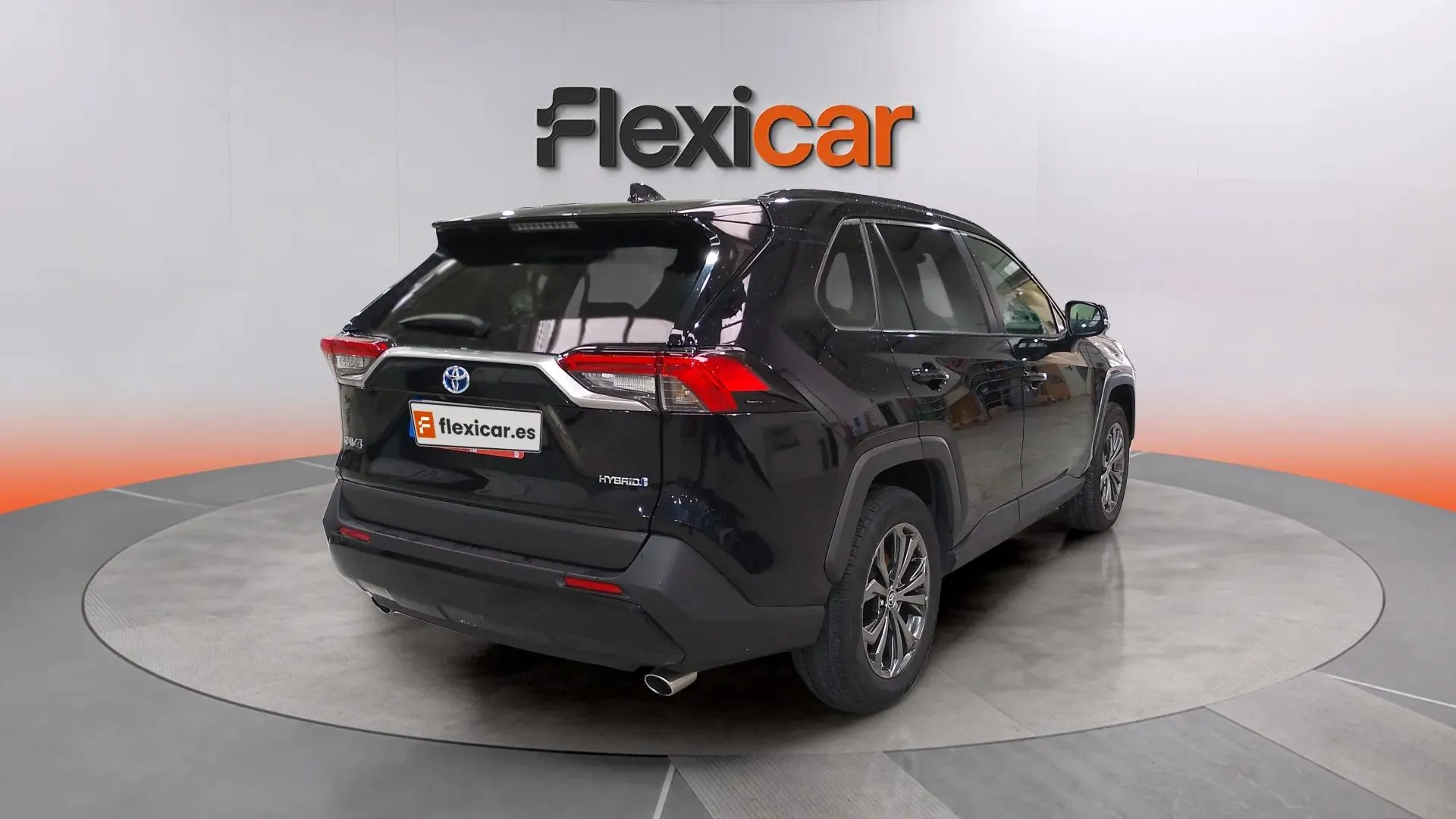 Toyota RAV4 2.5l 220H Advance - foto 5