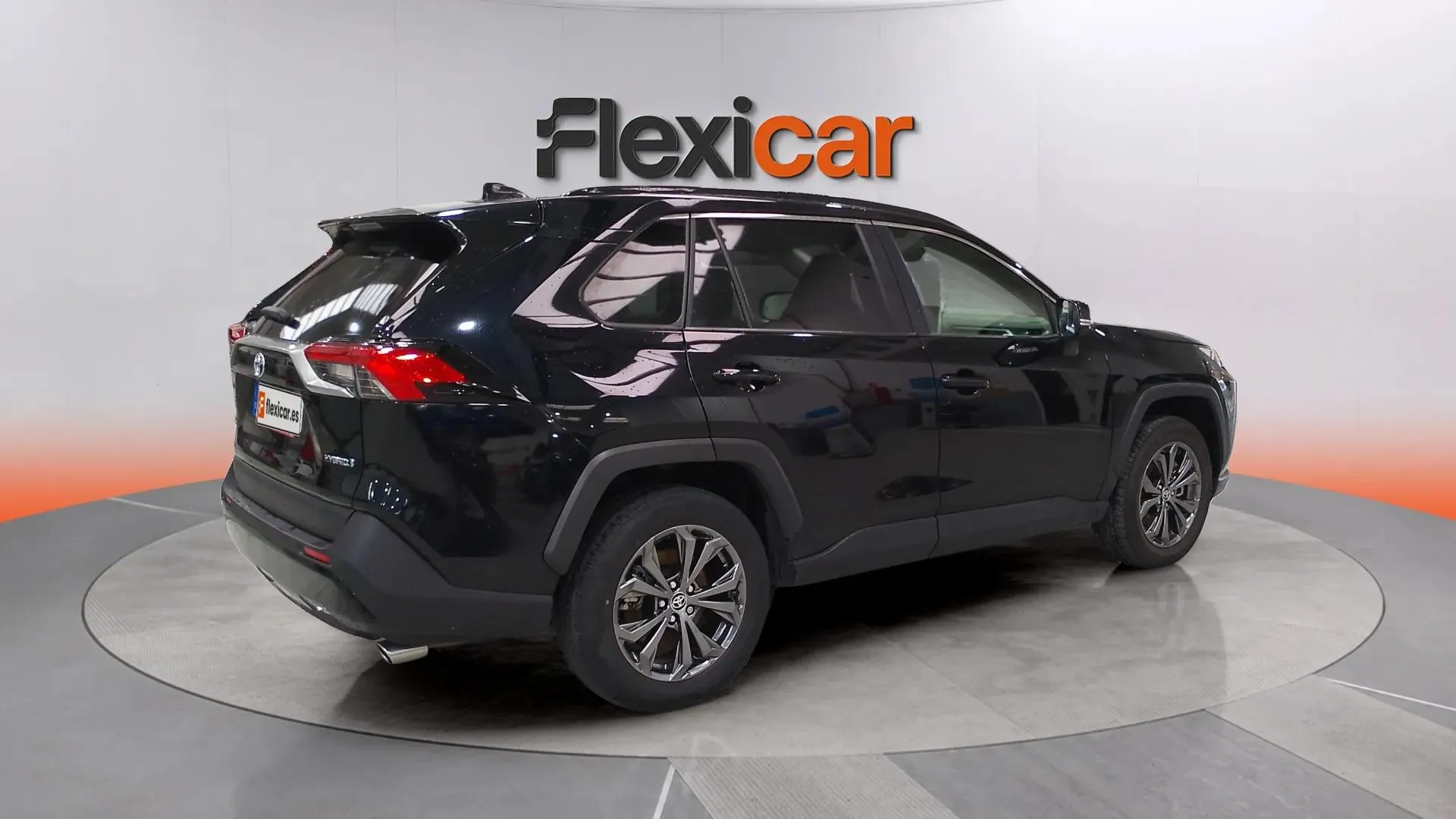 Toyota RAV4 2.5l 220H Advance - foto 4
