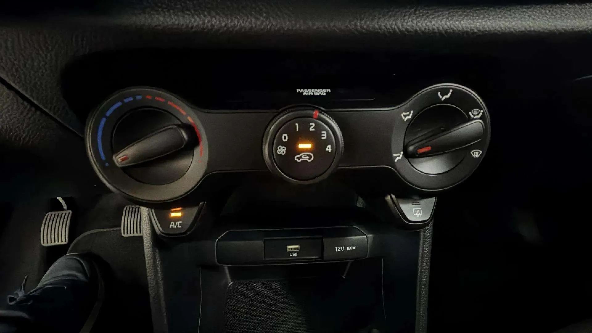 Kia Picanto 1.0 DPi Concept Pack Comfort - foto 22