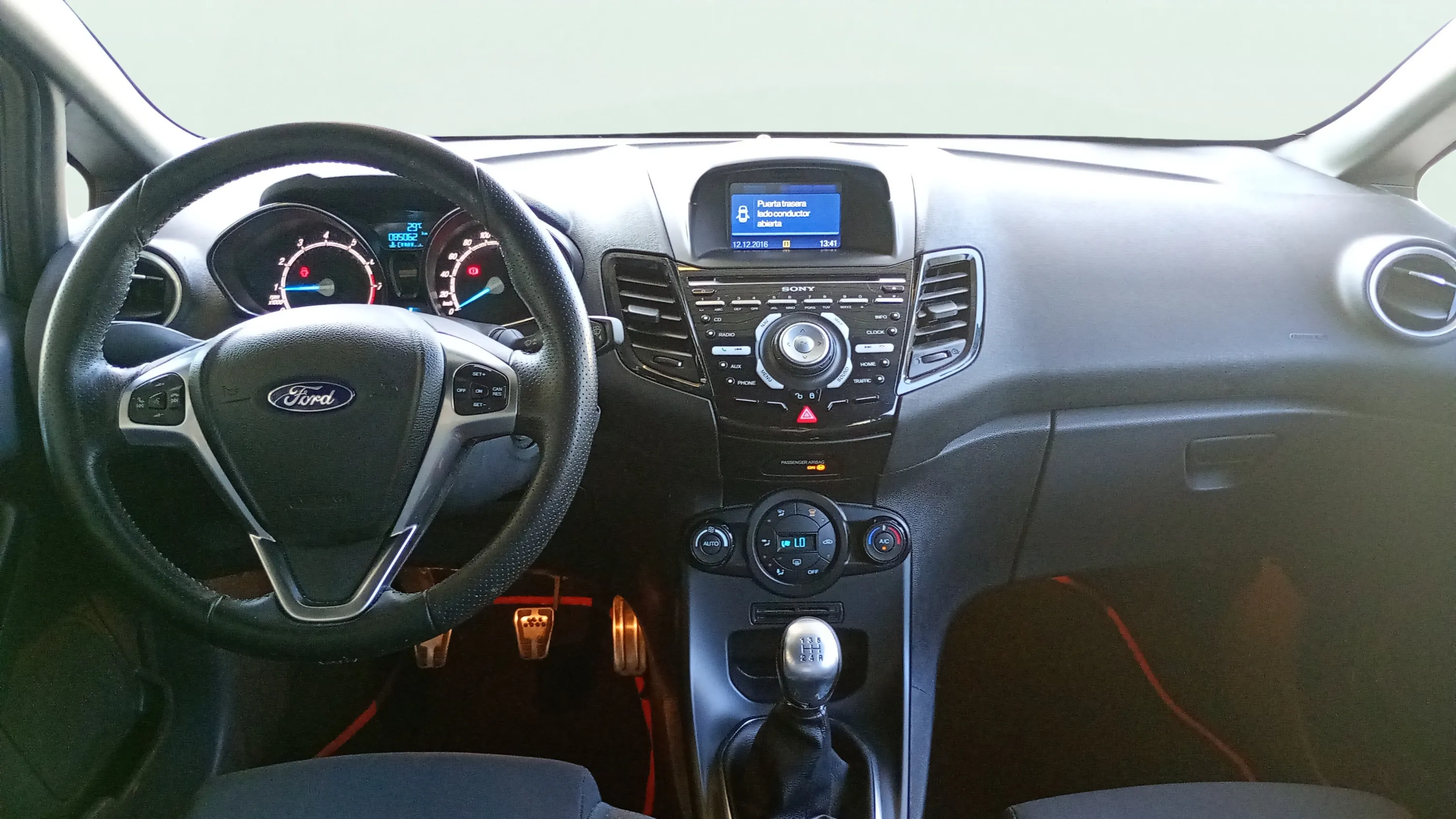 Ford Fiesta 1.0 EcoBoost ST-Line - foto 11