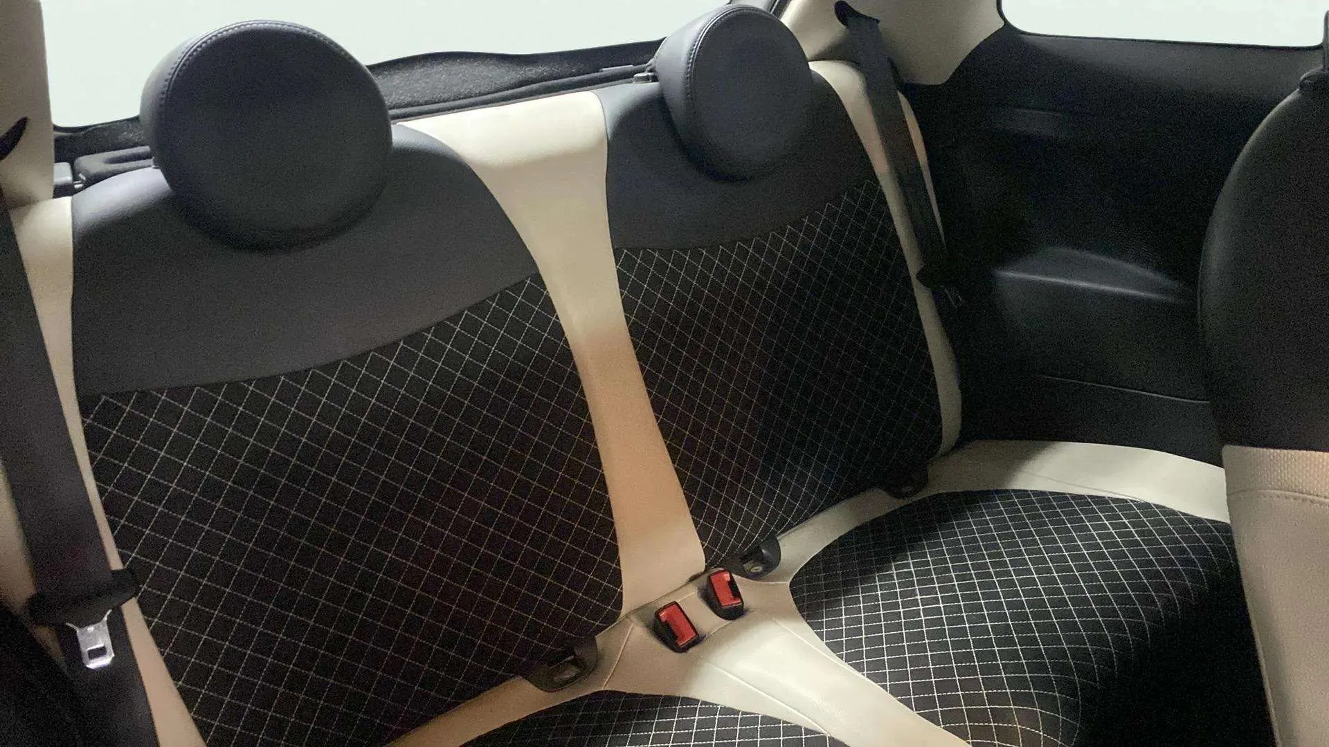 Fiat 500 Dolcevita 1.0 Hybrid - foto 24