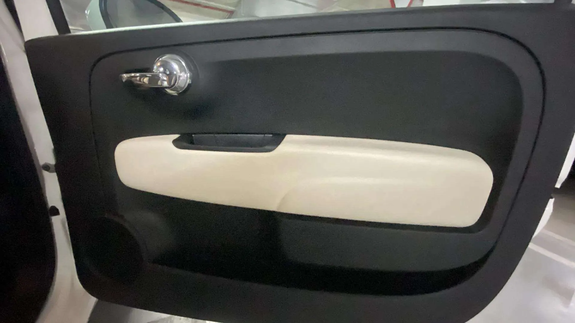 Fiat 500 Dolcevita 1.0 Hybrid - foto 22