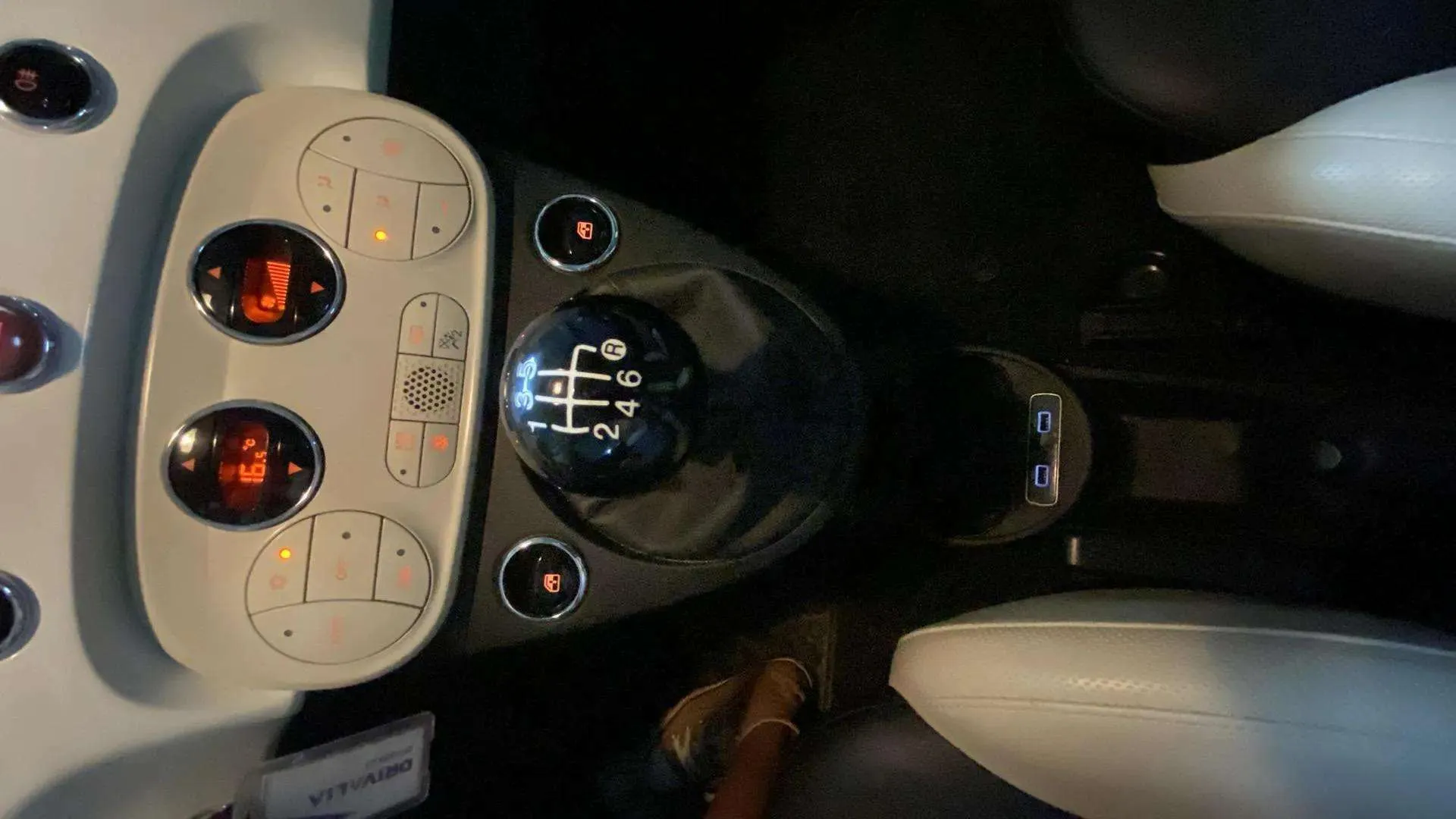 Fiat 500 Dolcevita 1.0 Hybrid - foto 16